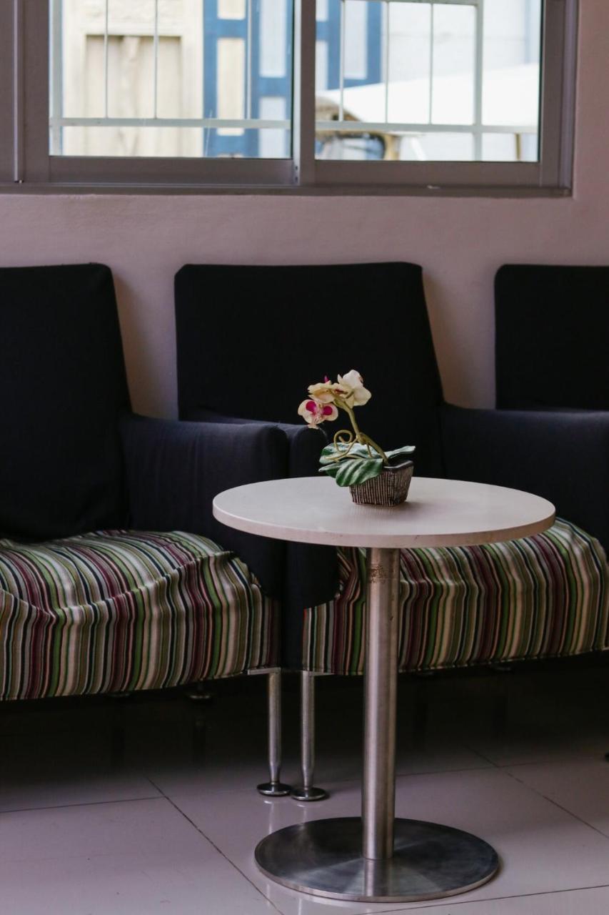 Kim Hostel 2 At Morleng Bangkok Kültér fotó